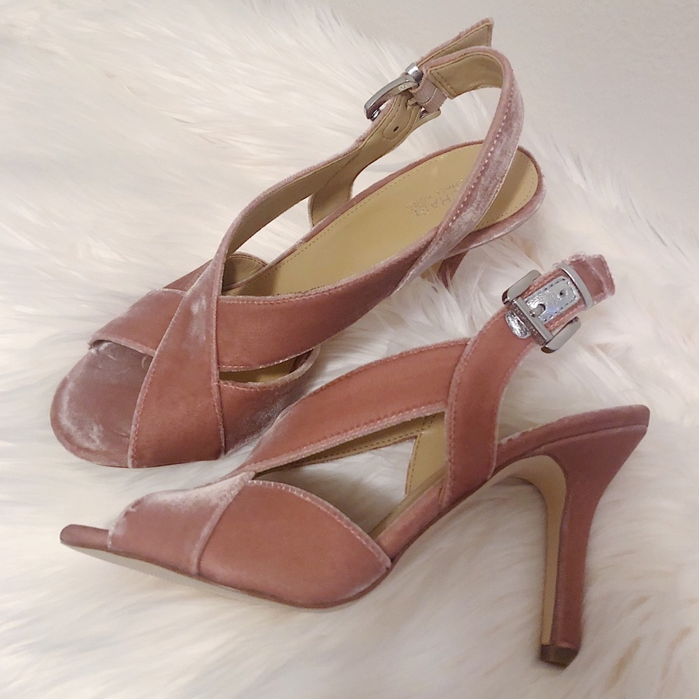 Michael Kors NWOT Becky Velvet Heel